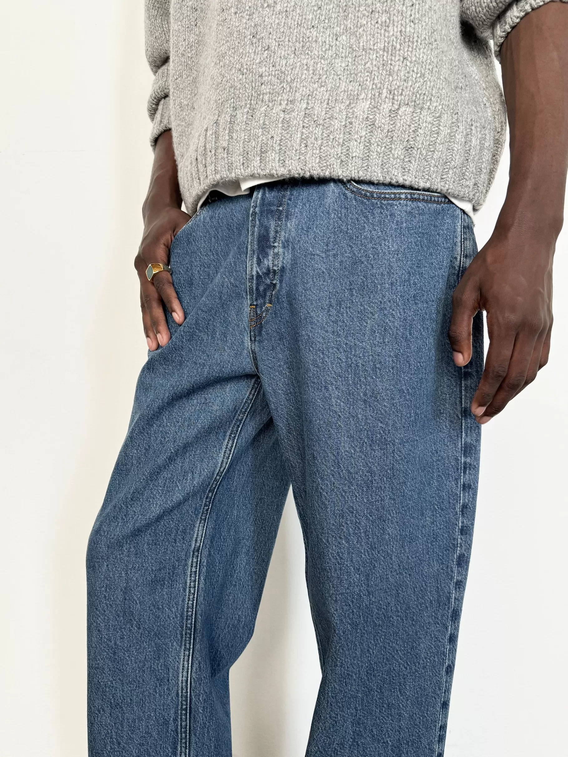 Wide Leg*FRAME Baggy Jean in Bonair