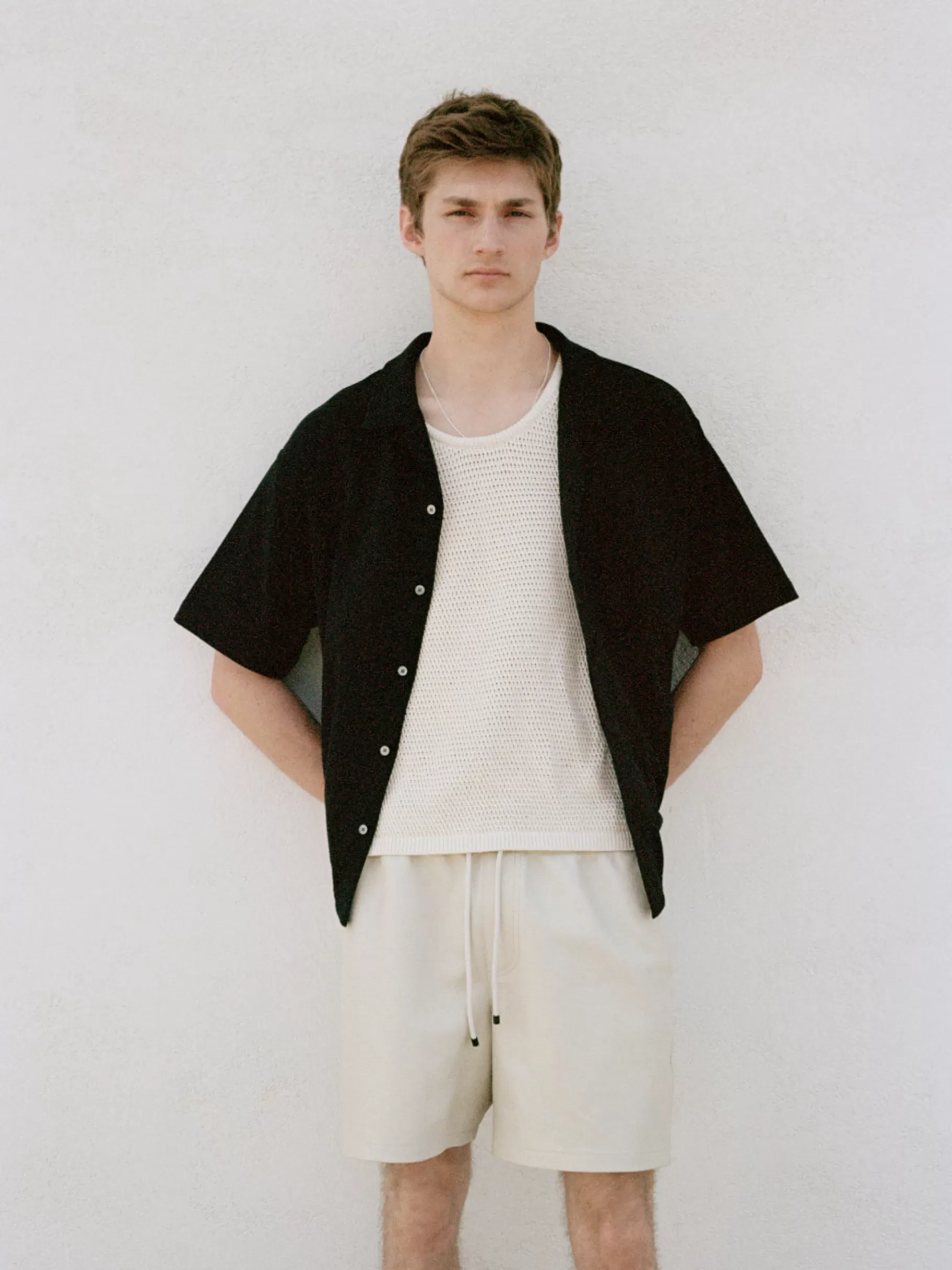 Shirts*FRAME Duo Fold Relaxed Short Sleeve Shirt in Black