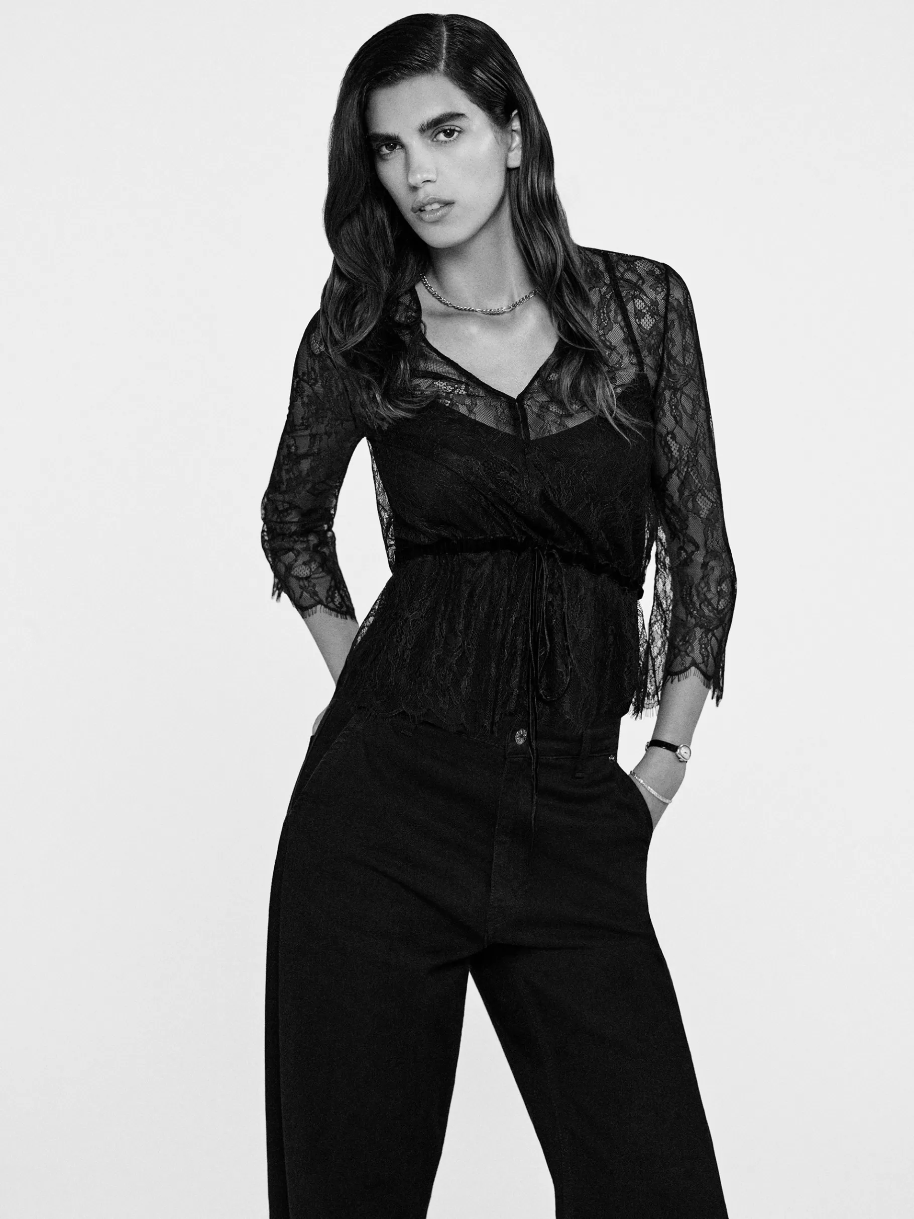 Tops & Blouses*FRAME Lace V-Neck Blouse in Black