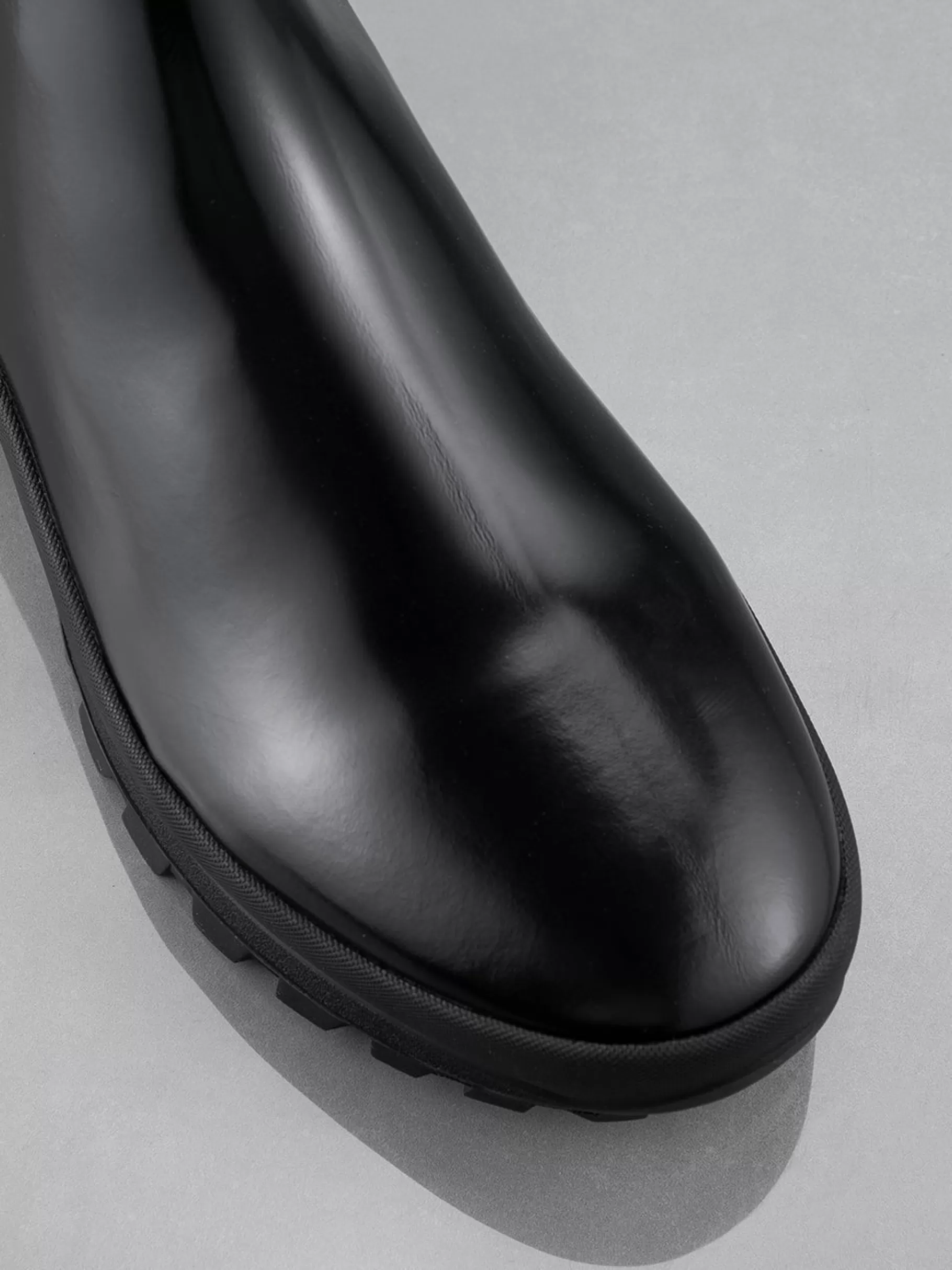 Accessories & Shoes*FRAME Men's Lug Sole Boot in Noir