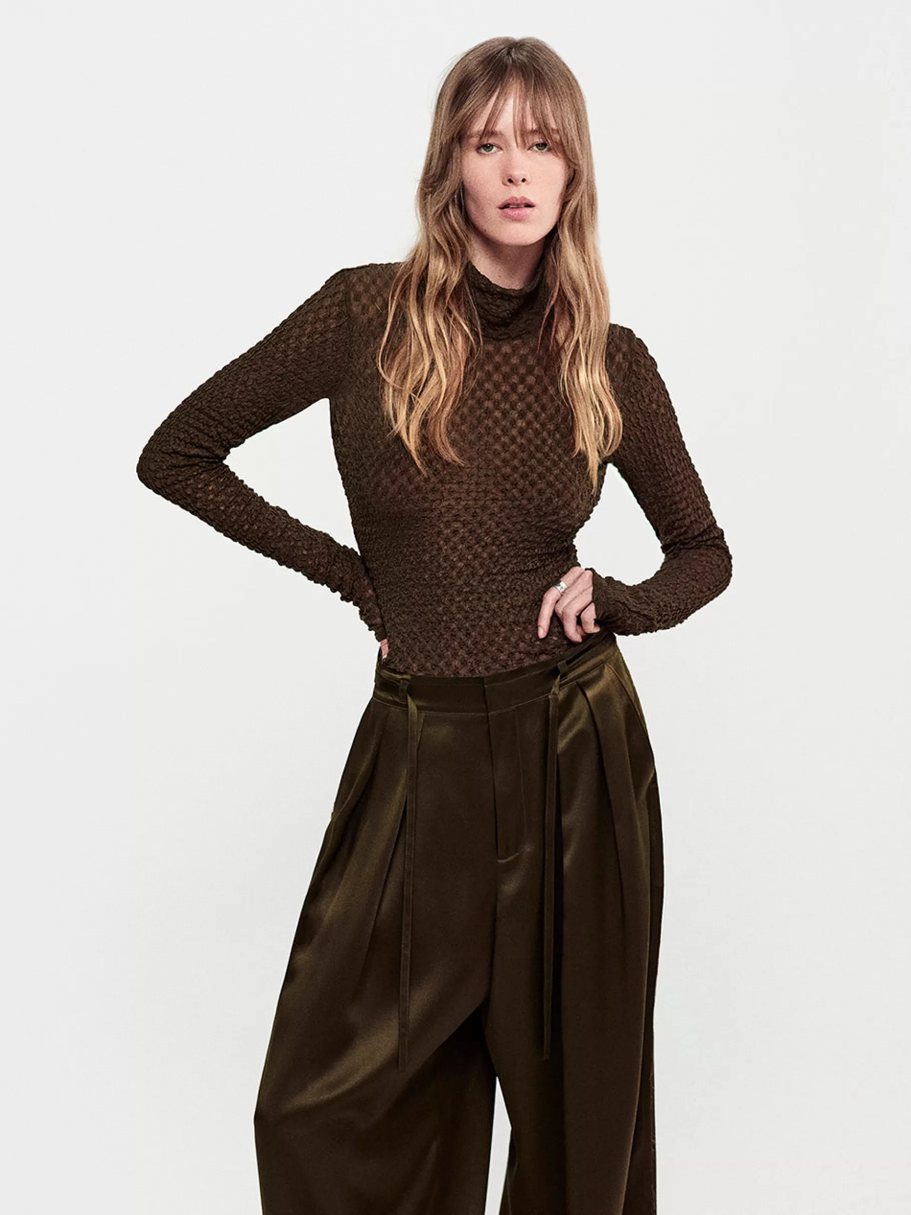 Tops & Blouses*FRAME Mesh Lace Turtleneck in Rich Military Richmilitary