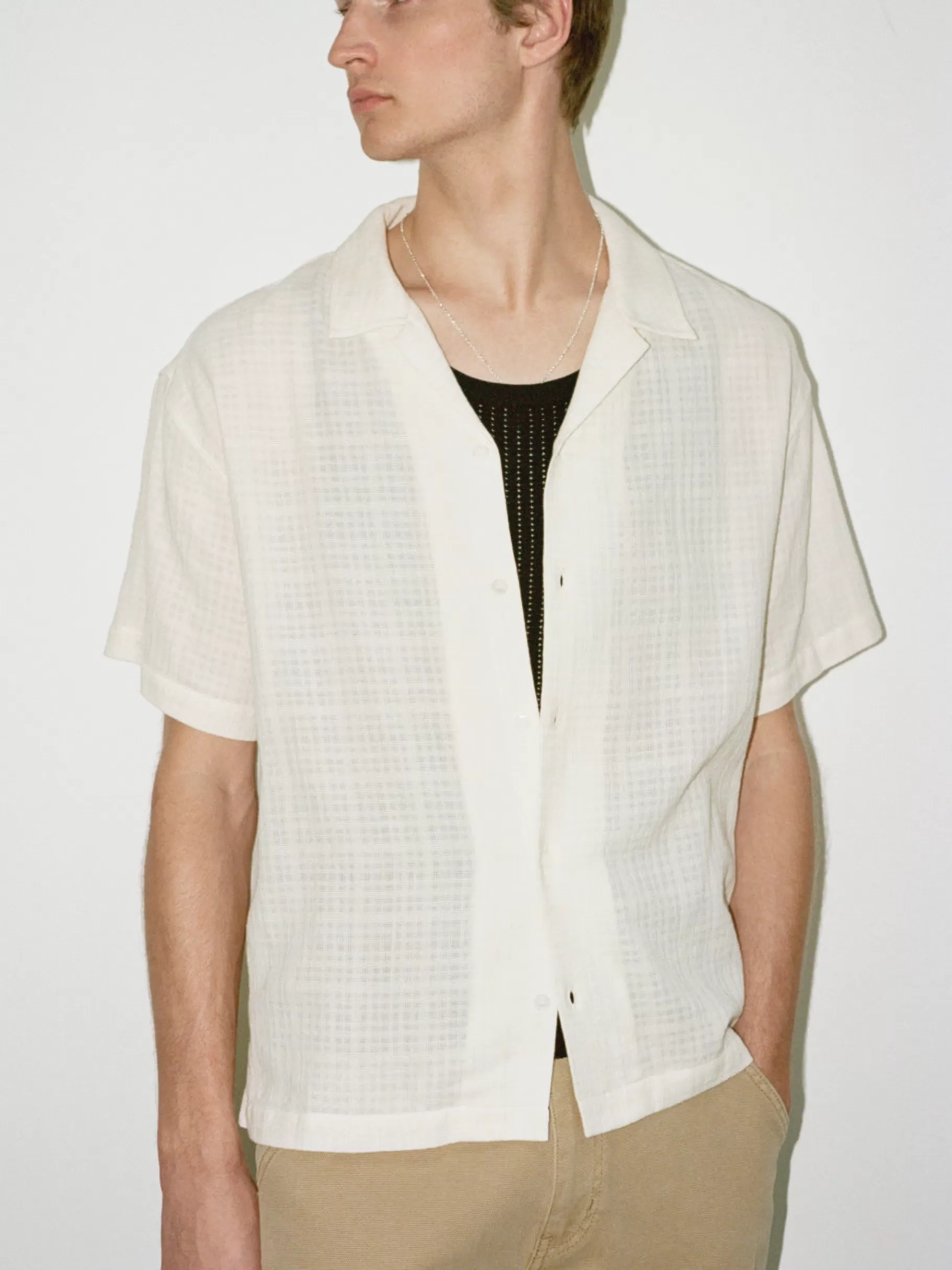 Shirts*FRAME Short Sleeve Camp Collar Shirt in Off White Offwhite
