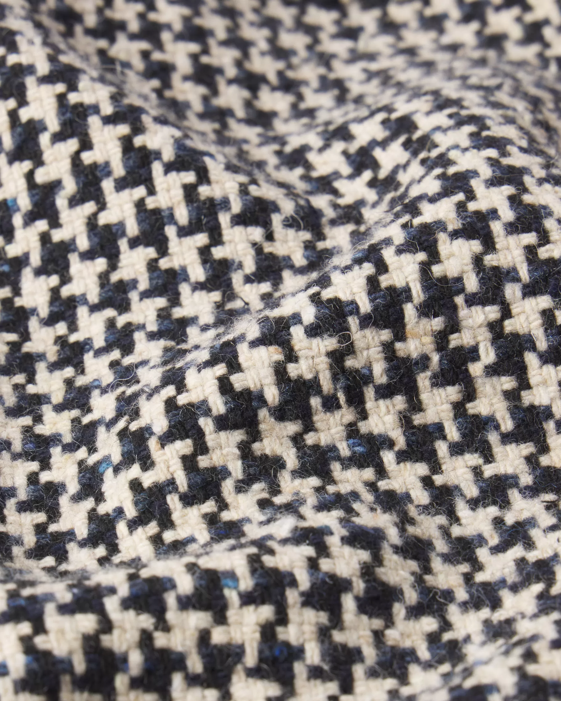 Jackets & Coats*FRAME The Tweed Boxy Jacket in Houndstooth